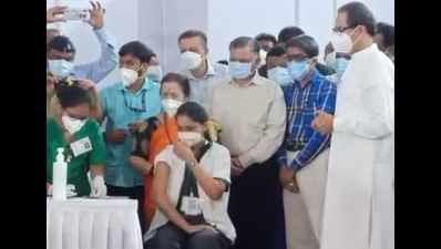 Maharashtra CM Uddhav Thackeray inaugurates Covid-19 vaccination centre in Mumbai