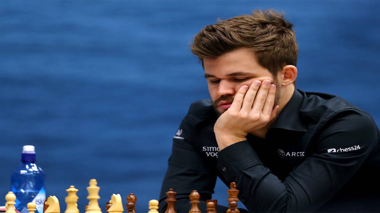 Magnus Carlsen ,Alireza Firouzja during the World Championships of News  Photo - Getty Images