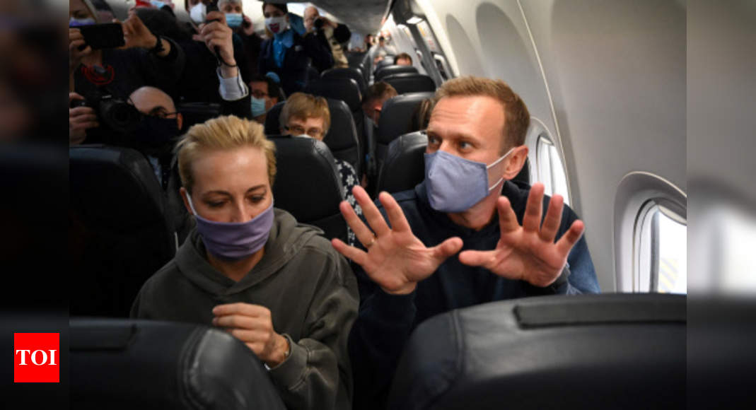 kremlin-critic-navalny-takes-off-on-plane-to-russia-despite-arrest-threat-times-of-india