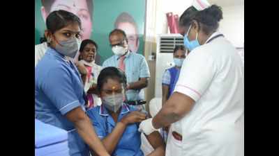 Coimbatore: 477 healthcare workers take Covid-19 vaccine