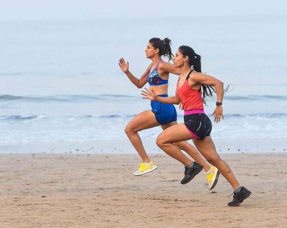 
Check out Aahana Kumra's inspiring fitness regime

