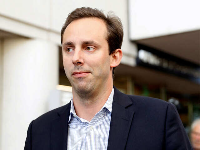 Levandowski transferred more than 14,000 Google files, including development schedules and product designs, to his personal laptop before he left, and while negotiating a deal with Uber, where he briefly led its self-driving car unit. Levandowski transferred more than 14,000 Google files, including development schedules and product designs, to his personal laptop before he left, and while negotiating a deal with Uber, where he briefly led its self-driving car unit.