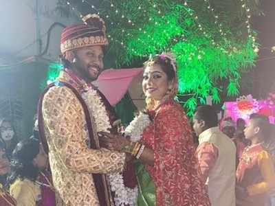 Actress Aemila Sadhukhan gets married to beau Amit Burnwal