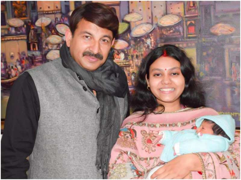 Exclusive Manoj Tiwari Names His Baby Girl Saanvika Times Of India