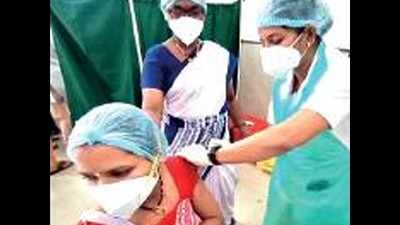 Vaccinations surge in Maharashtra, rural areas push up numbers