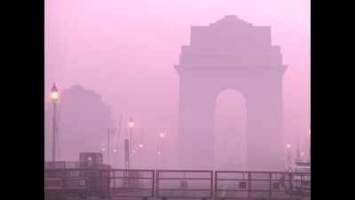 Dense fog engulfs Delhi-NCR; chilly week ahead