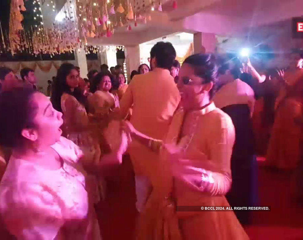 
Exclusive: Siddharth Chandekar and Mitali Mayekar are rocking their Haldi ceremony with quirky dance moves
