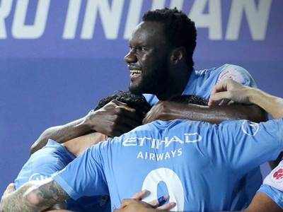 ISL: Mumbai City FC end SC East Bengal's unbeaten run with Fall's goal