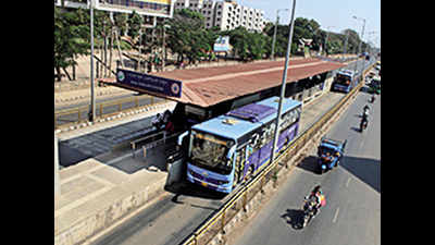 Hubballi: Intrusions into BRTS corridor continue