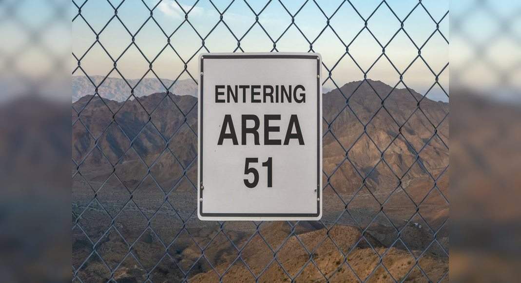 about area 51 in hindi