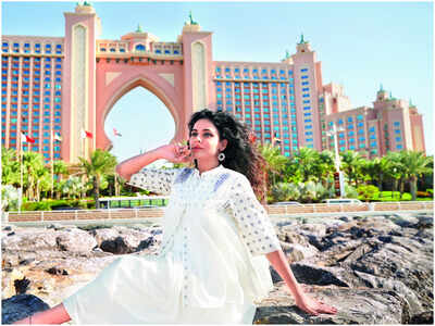 Sara Arfeen Khan stranded in Dubai due to quarantine rule