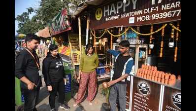 Office para street food vendors cheer up as pre-lockdown regulars return