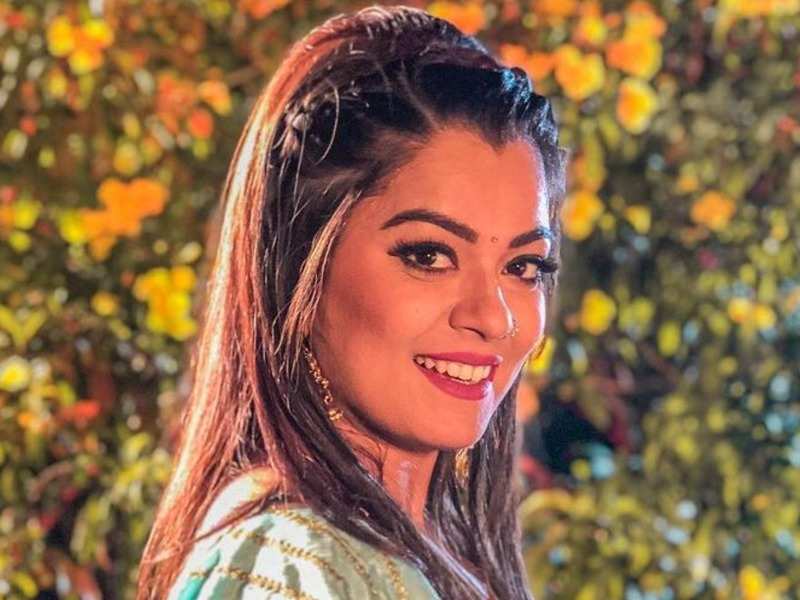 Nidhi Jha: Nidhi Jha joins TV show 'Aye Mere Humsafar' - Times of India