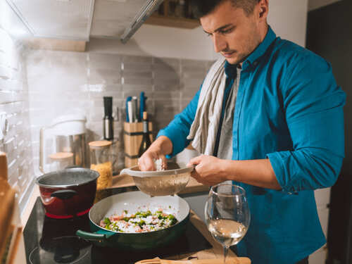 7 Common Dinner Habits That Are Shortening Your Life The Times Of India