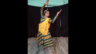 Despite learning Kathak for 18 years, I've only two students because I'm a tran woman: Devendra S Mangalmukhi