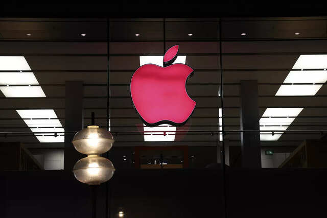 Apple says new privacy notifications to roll out in "early spring" Apple says new privacy notifications to roll out in "early spring"