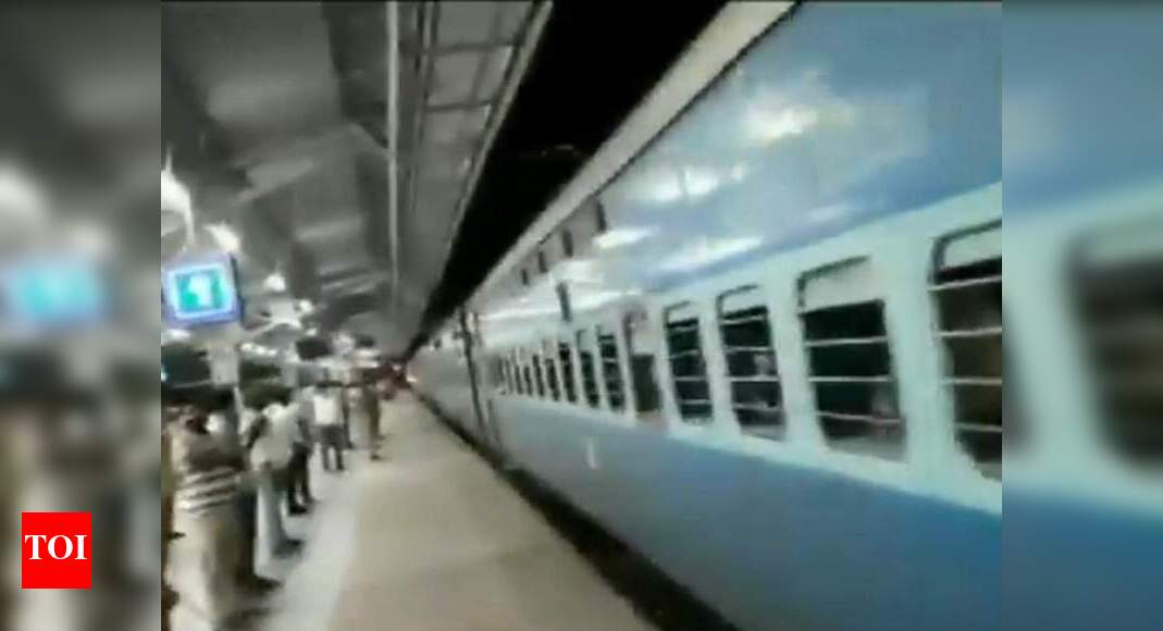 Mumbai-Ajmer Superfast Special Train to run till April | Mumbai News - Vimarsana News