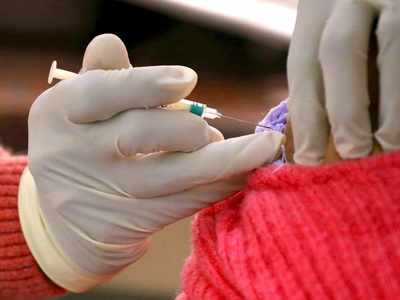 India jabs its way to No. 5 on vaccine tally