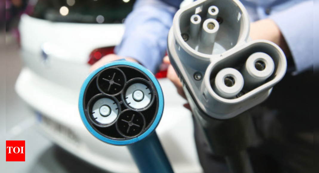 General Motors sets goal of going largely electric by 2035 – Times of India