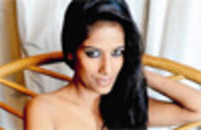 We are all born naked: Poonam Pandey