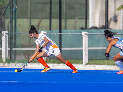 Indian women's hockey team loses to Argentina B again