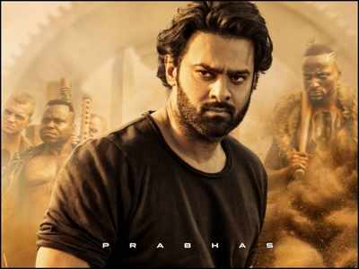 Prabhas’ look from the sets of ‘Salaar’ leaked online: Fans go berserk ...