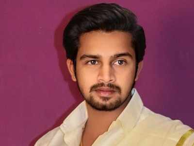 Kannadati actor Kiran Raj receives an emotional letter from his mother