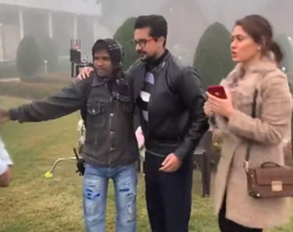 
Pushkar Jog shoots for Kabir Lal’s Adrushya in Dehradun, shares video of fog on the sets
