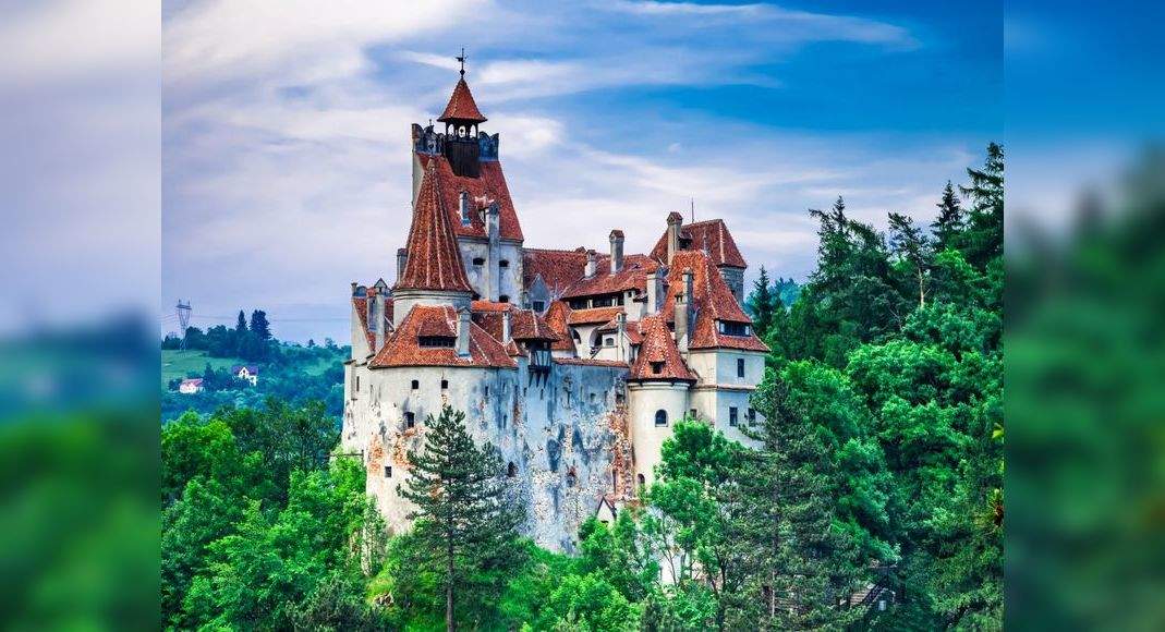 Visiting five of the world’s greatest castles | Times of India Travel
