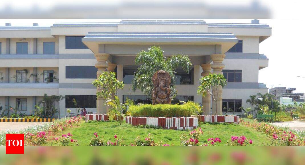 LVPEI first eyecare centre to provide scleral contact lenses