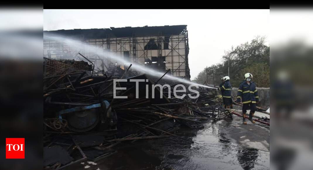 Fire breaks out on the sets of Saif Ali Khan and Prabhas-starrer 'Adipurush': Details inside - Times of India