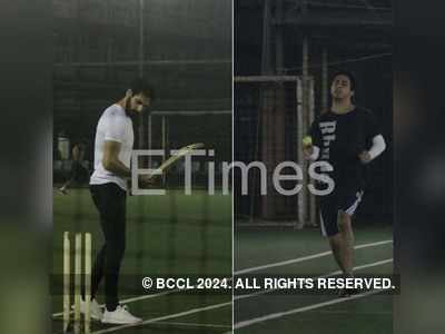 Photos: Shah Rukh Khan's son Aryan Khan and Suniel Shetty's son Ahan Shetty bond over cricket