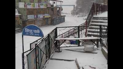 Fresh snowfall in Himachal, temperature to rise from February 5