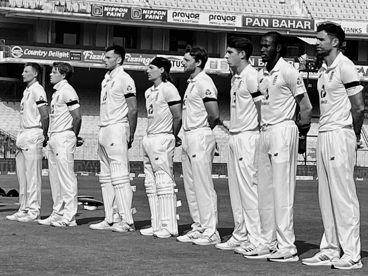 England Players Sport Black Armbands To Pay Tribute To Captain Tom Moore Cricket News Times Of India