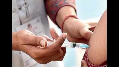 Delhi: Vaccination count touches 1 lakh, but turnout remains low