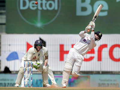 He is a completely different player: Bess hails Pant's 'courageous' knock