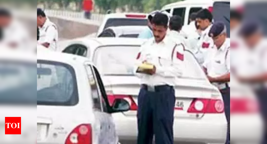 Bengaluru Cash Strapped Traffic Police To Flag Down Vehicles For Routine Checks Bengaluru 7736