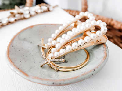 Elegant pearl accessories for women - Times of India