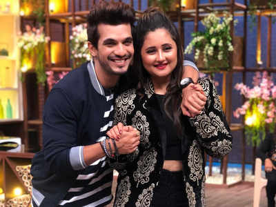 Arjun Bijlani shares goofy throwback pictures with friend Rashami Desai and  her mother - Times of India