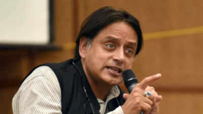 R-Day violence: Relief for Shashi Tharoor and six journalists as SC puts stay on arrest