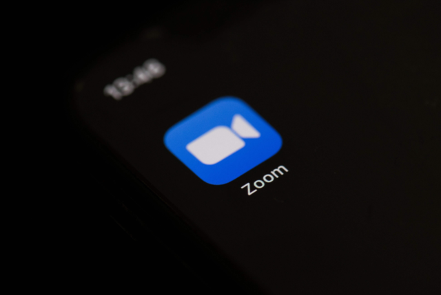 Zoom users can now apply facial effects such as eyebrows, lip colour and more Zoom users can now apply facial effects such as eyebrows, lip colour and more