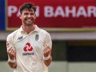 Root hails England 'GOAT' Anderson after reverse-swing masterclass