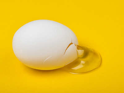 Egg white beauty hacks for a clear face
