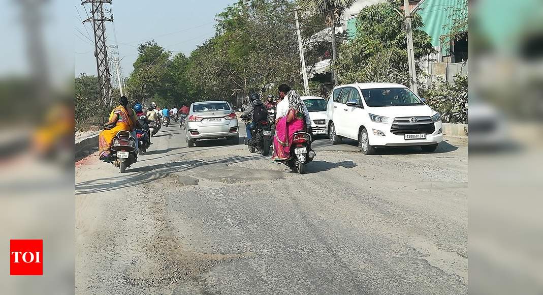 Road no. 12 of Nacharam /Mallapur IDA - Times of India