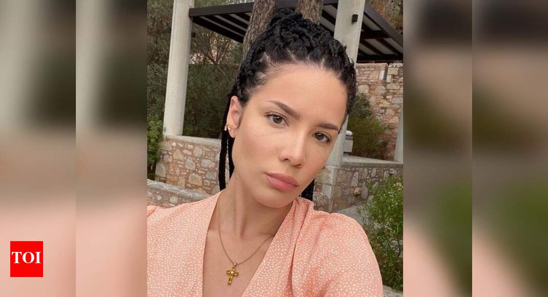 Halsey reveals start of pandemic was tough for her English Movie News