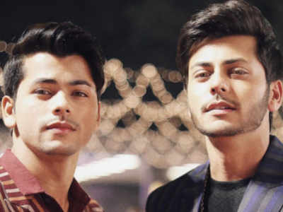 Siddharth Nigam and Abhishek Nigam give brotherhood goals as they pose for dashing pictures; check out