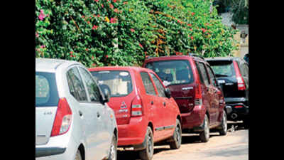 Bengaluru: RWAs back parking permits in residential areas, others fume