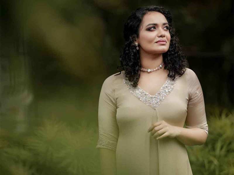 Singer Jyotsna shows stunning transformation in weight loss pictures ...