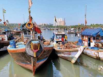 Rising costs, falling catch deflate Maharashtra trawl boom