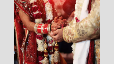 Four HIV+ couples to tie the knot today in Latur